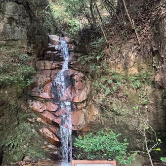 高座の滝