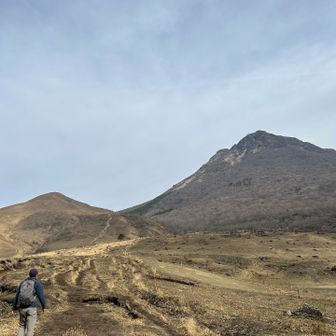 今日はちょっと霞ぎみ