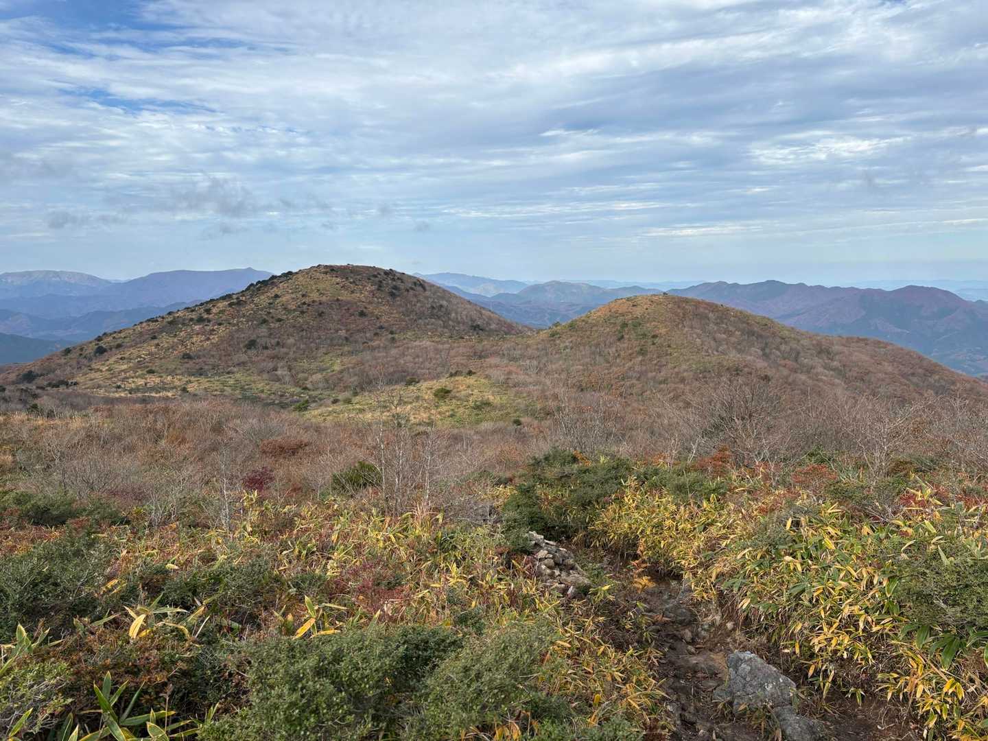 月見が丘登山口-岩樋山-道後山 往復コースの写真