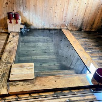 5人目は入れないかな？空いててよかった。

これで乳頭温泉郷にある7つ目のお湯につかりました🎊