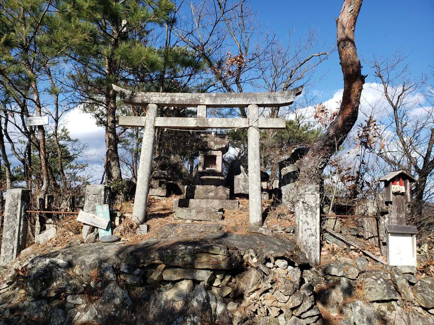 彦矢湯殿山到着