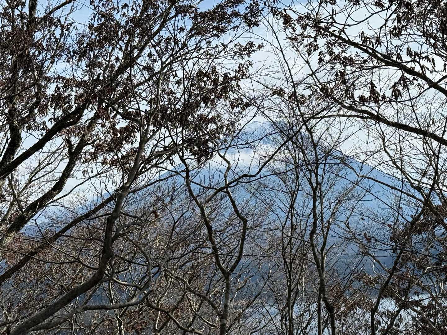 歩いている時ばかり富士山の雲が消えるのはなんで？