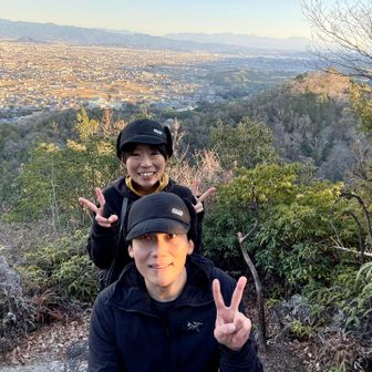 夕日で半分マン✌️😂✌️