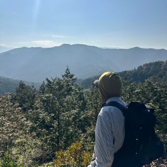 なんて言う山だろう…？
おぎさんがアプリで調べてくれました