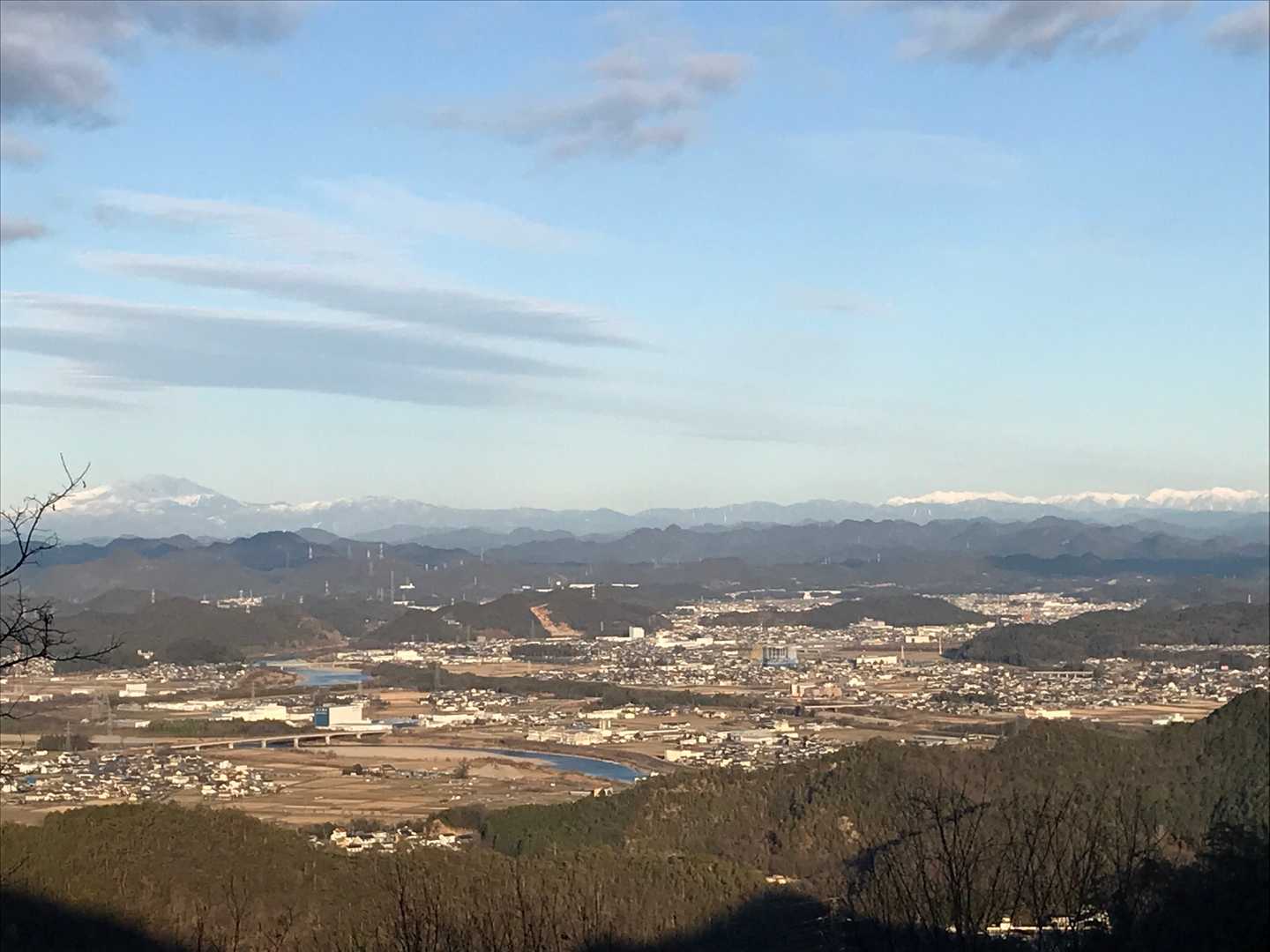 御嶽山と北アルプス