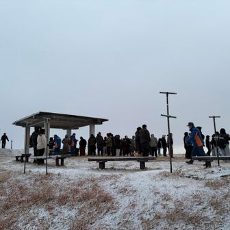 すごい人集り👀すぐに山頂です🤣