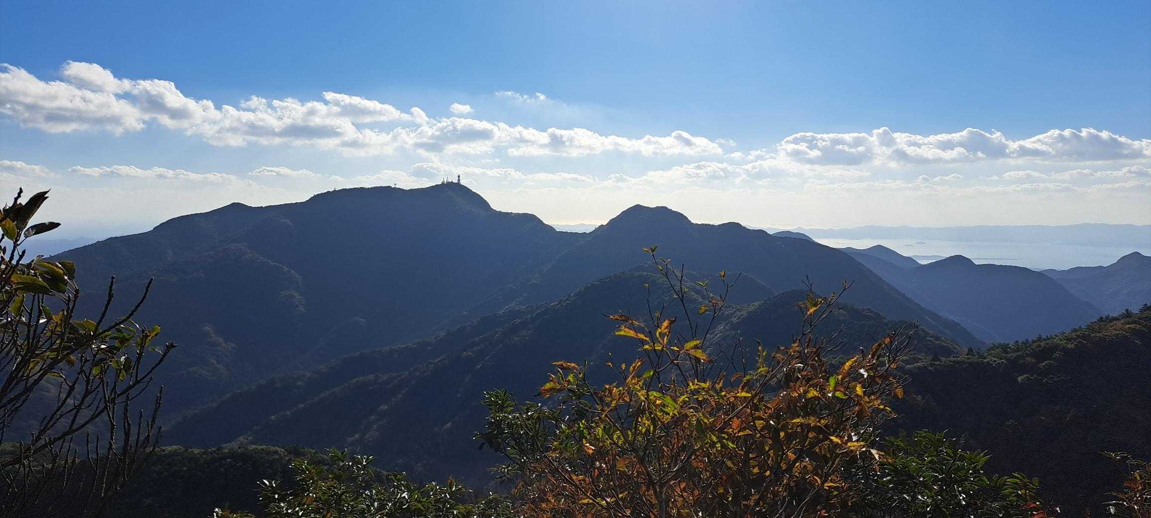 五家原岳