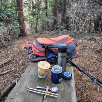 ﾗｰﾒﾝﾗｲｽ休憩。