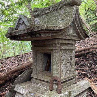 祠