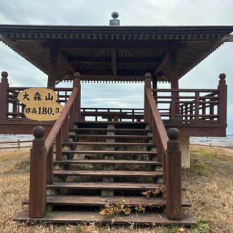 ソロの私には十分過ぎるスペースだがいい。