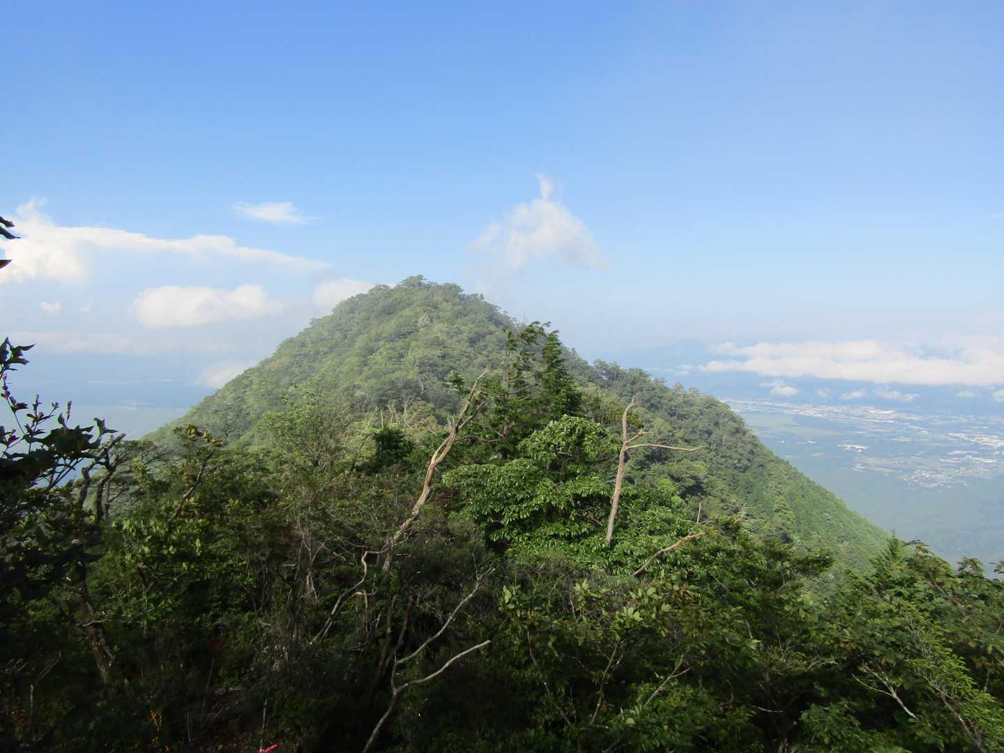 前岳はリアルな目で見えました🤣