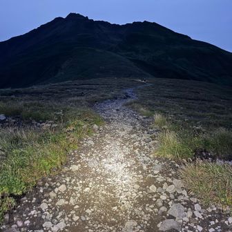 今日遭遇した第一登山者とご挨拶😊
さささーっと歩いて行かれました✨早いなぁ