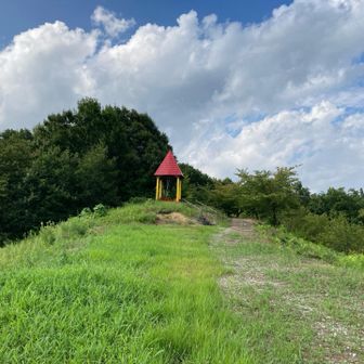 見えてきたのが「しあわせの鐘」
