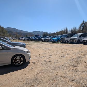 普段は多分使われないであろう駐車場満車🈵です。