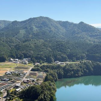 対岸の権現山は次回