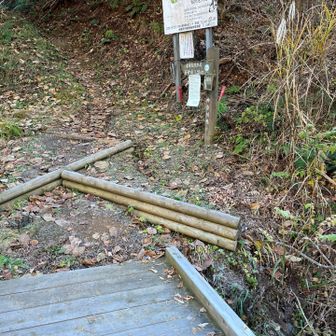 ここから登りまーす。篠原までオンデマンドタクシー（要予約）1人900円。