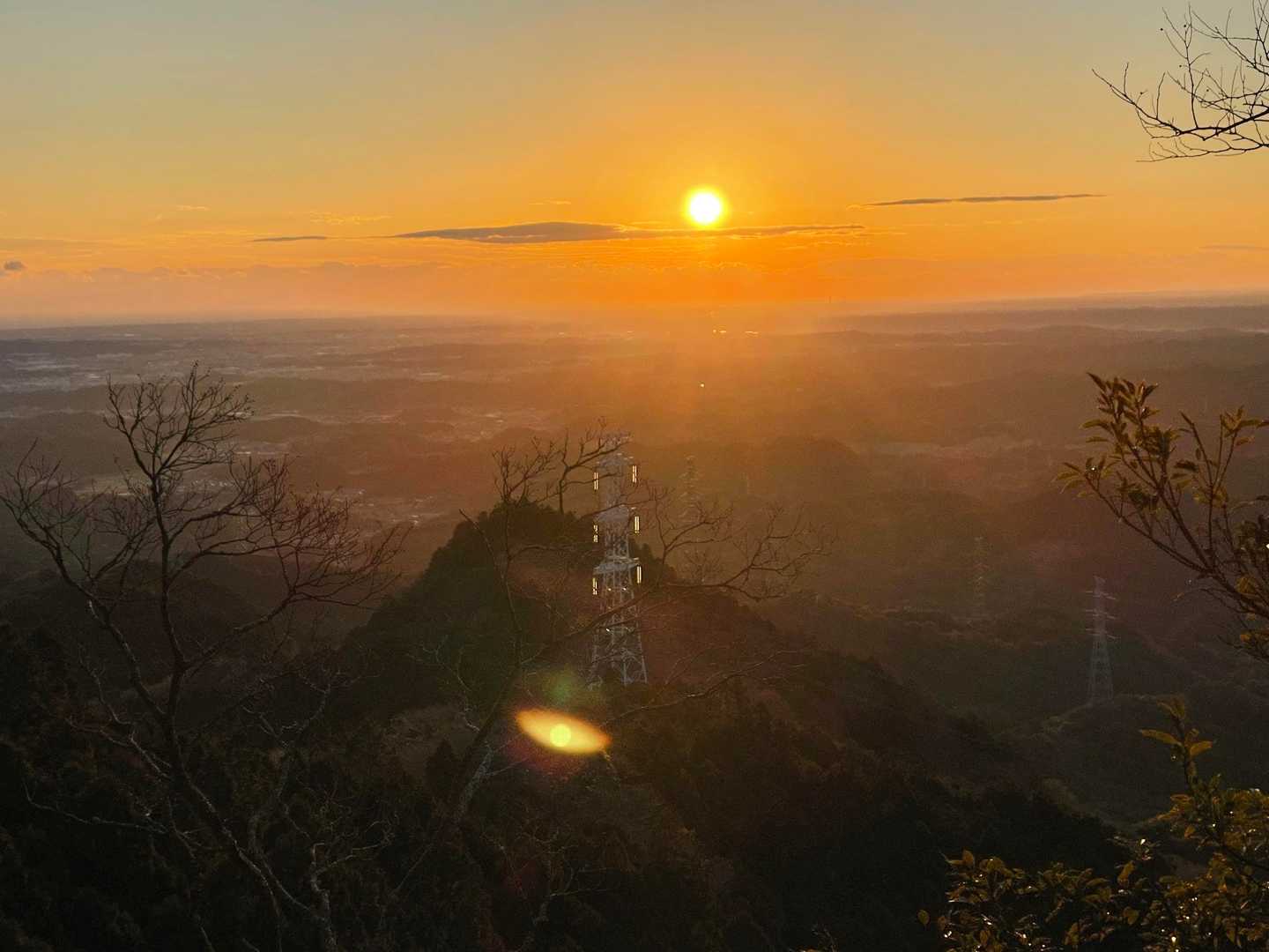 夕日が沈む前に慌てて下山