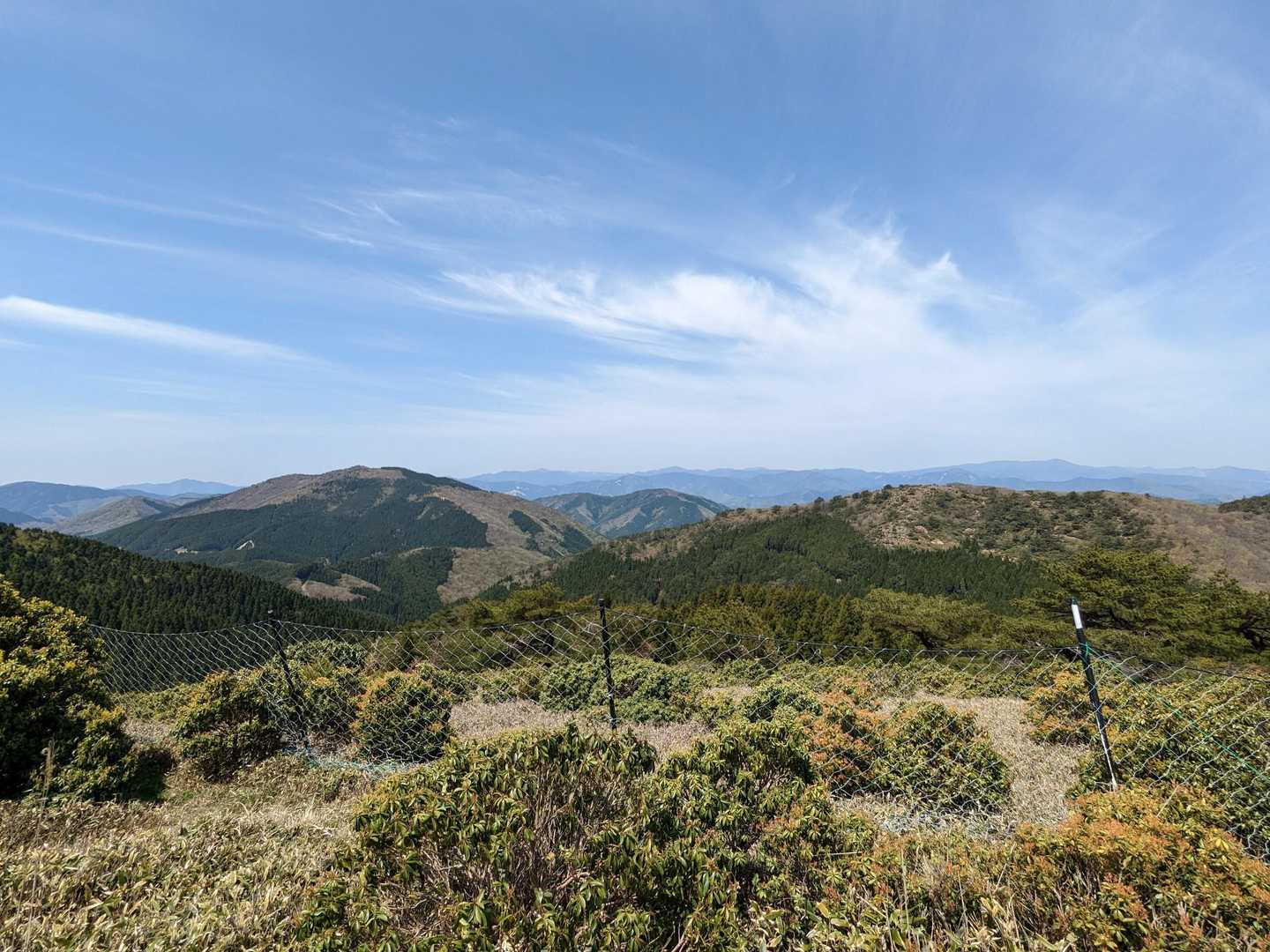 下地町登山口-千町ヶ峰-千町ヶ峰-段ヶ峰-杉山-笠杉山 周回コースの写真