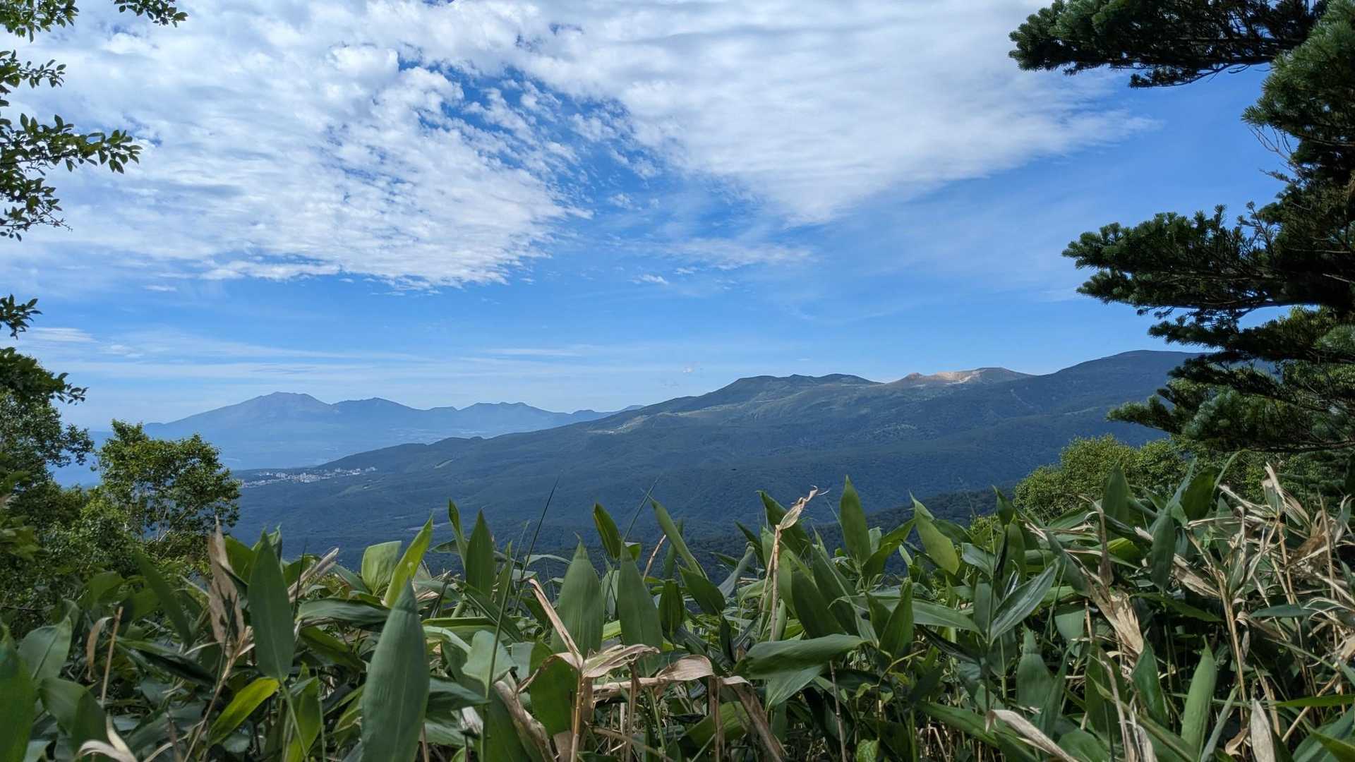 弁天山-高沢山-三壁山-野反湖ビジターセンター 周回コースの写真