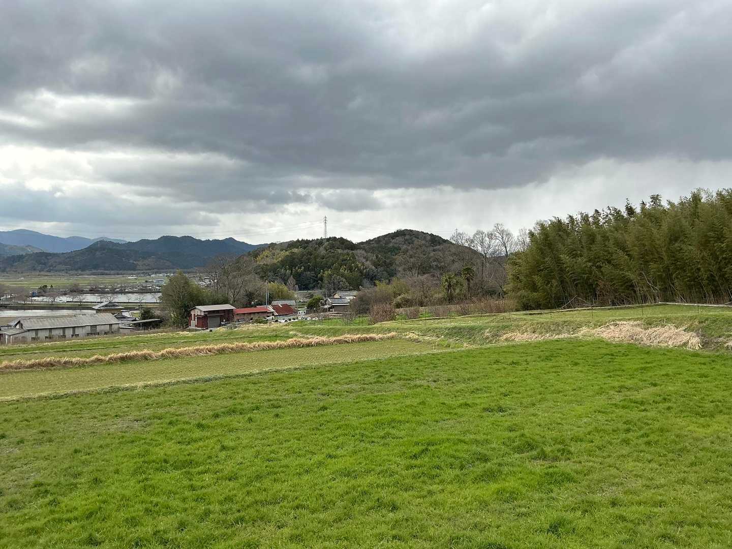 里山の風景は、いいですねー^ ^
