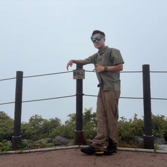 ピークハント！
膝がだいぶ治ったのでその効果測定も兼ねて負荷かけてみましたがレポ見ると200パーセントペースで押せてるので復活と言って良いでしょう^_^
これでスキーがやれる🎿
今週滑り納めやね^_^

それではそそくさとおります。
