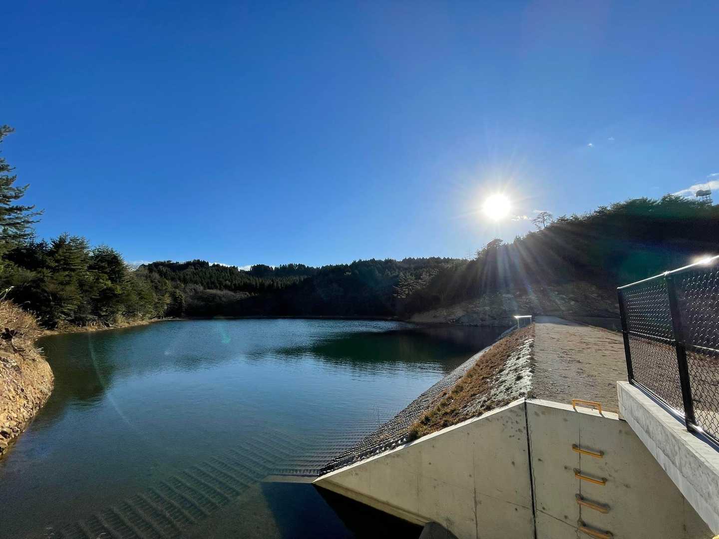 小池