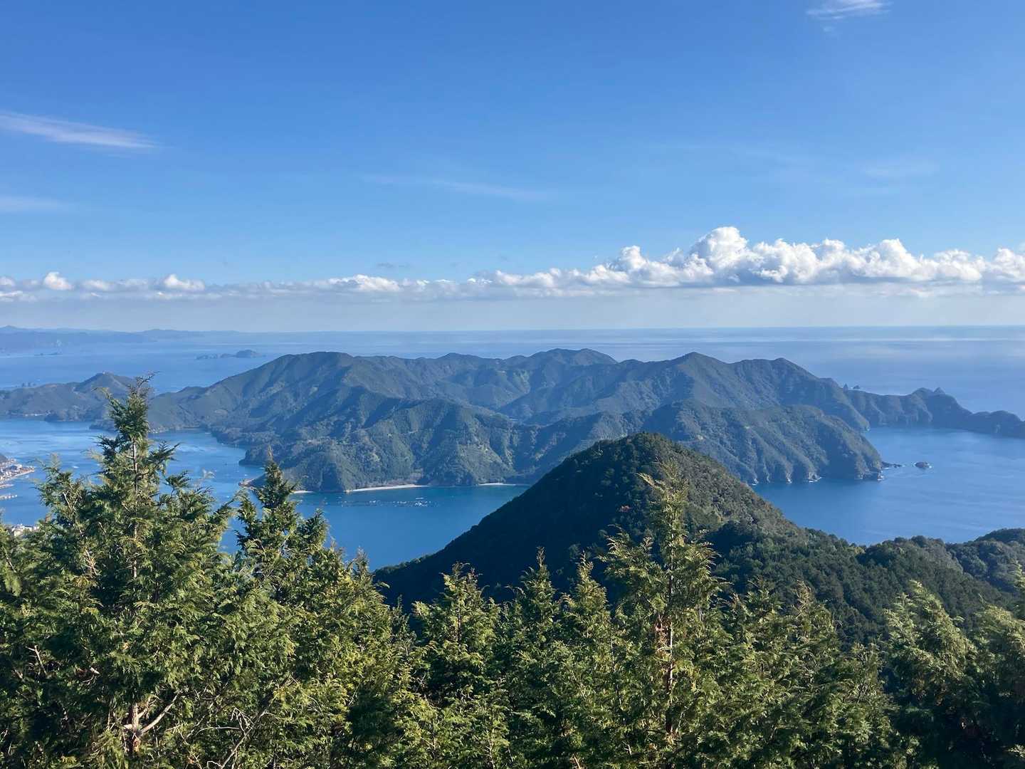 鷲下登山口-馬越峠-天狗倉山-天狗倉山東峰-水地越峠 周回コースの写真