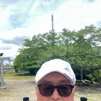 テレビ塔が見えないくらい桜の木が大きくなってます♪