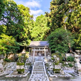 高天彦神社へお祀りして出発🙏
せめて7時とかに出発出来ればなぁ…