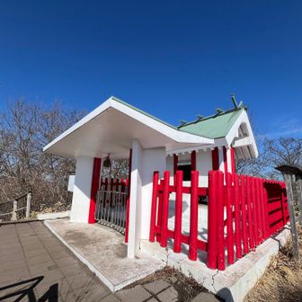 青空に映える榛名富士神社⛩️✨