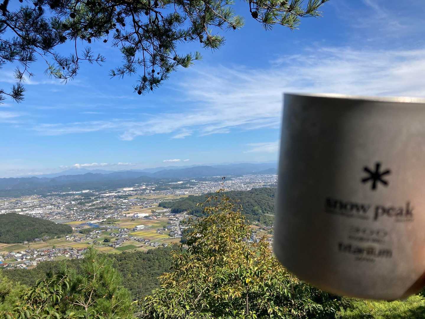 眺望の開けた場所で
御嶽山眺めながらコーヒータイム☕️