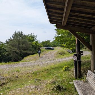 あっという間に登口
次なる目的の山へ引き返します🚙