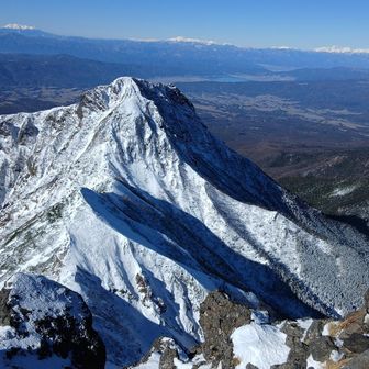 さらに風が強くなってくる。ここを歩けるか？