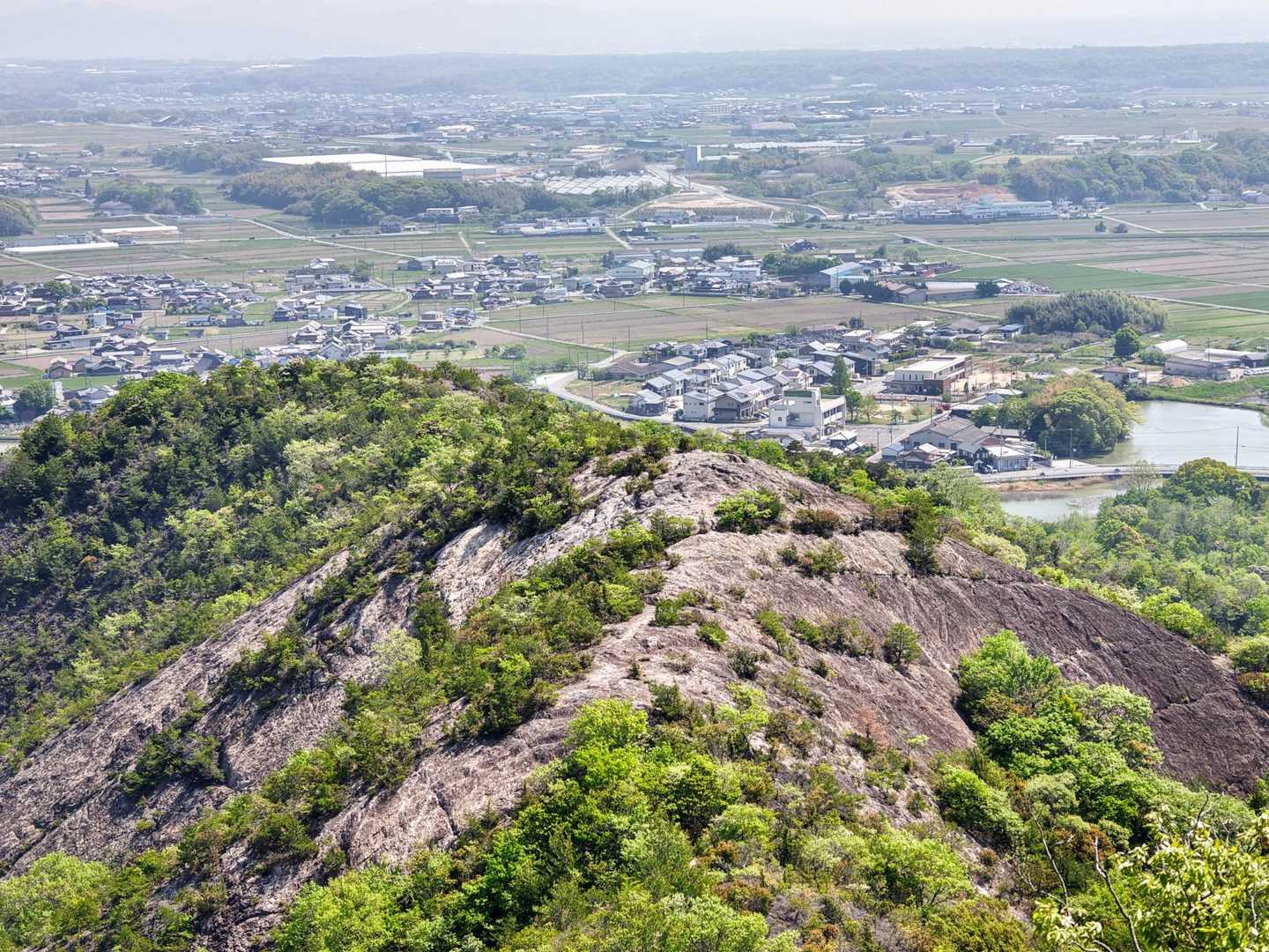 善坊山本丸登山口-善防山-笠松山-加西アルプス善坊山ハイキ 周回コースの写真