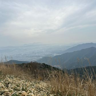 霞んでますねー