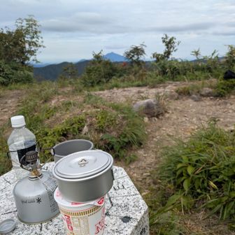 カッブラーメンの３分が待てない。
だから、いつも…麺はバリ硬。😆
