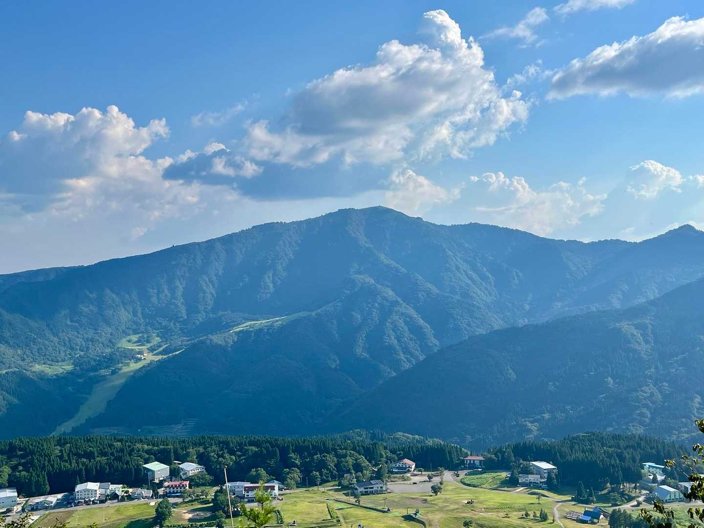 下山後に鉢伏山へ▶️
氷ノ山⛰️大きいーーー🤩