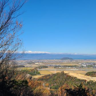 比良山系と手前に岡山🗻かな？