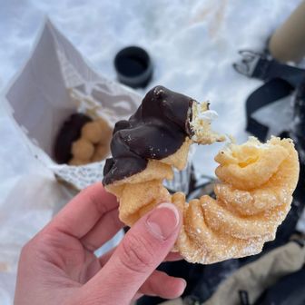 休憩にドーナツ
本当は朝藻岩山でも食べる予定だったので食べきれませんでした