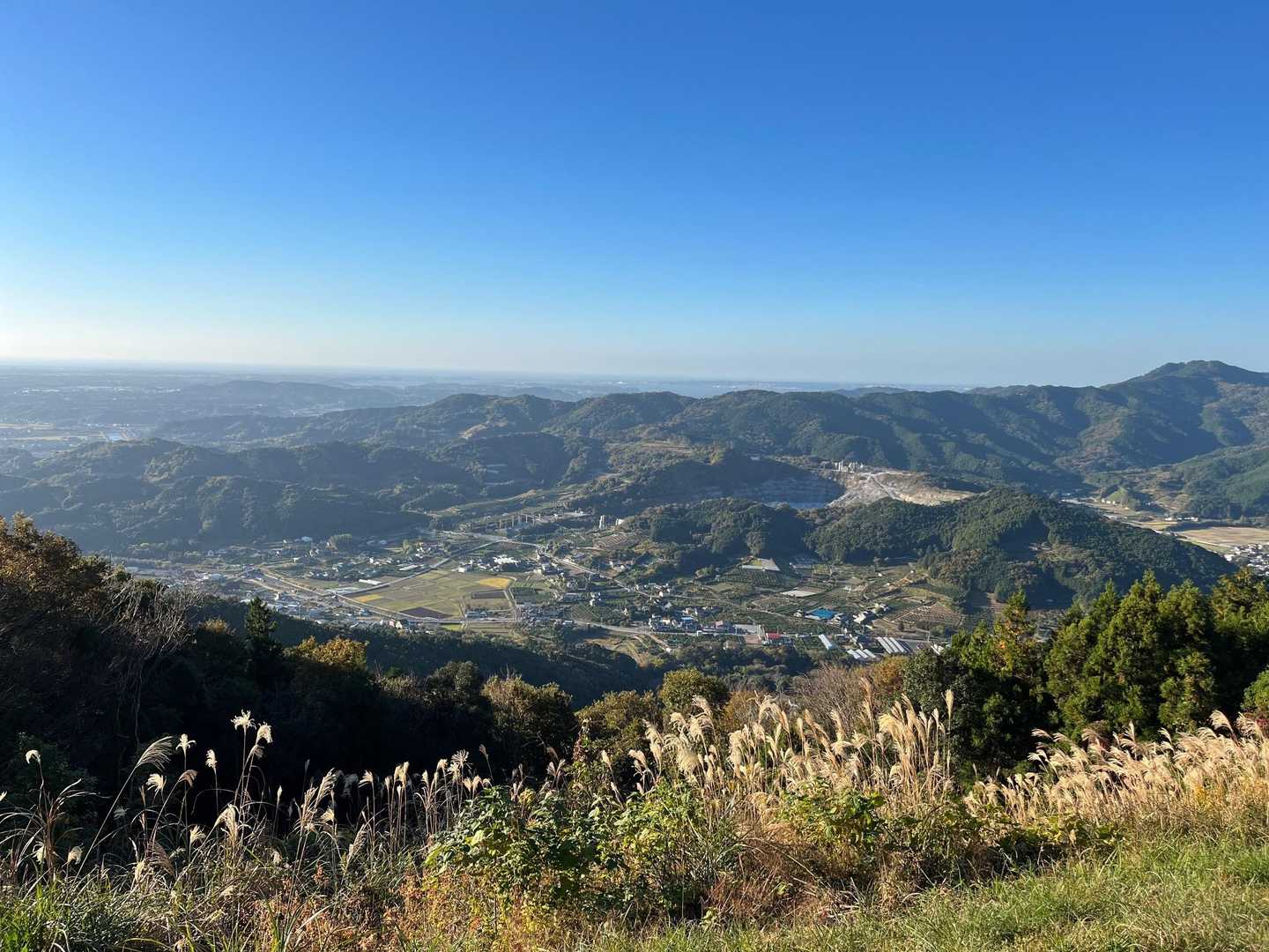 山頂！少しずつ冬の景色に…( ˙︶˙ )