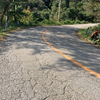 峠道登ります！