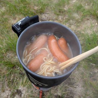 晩御飯。まあ昼と同じ