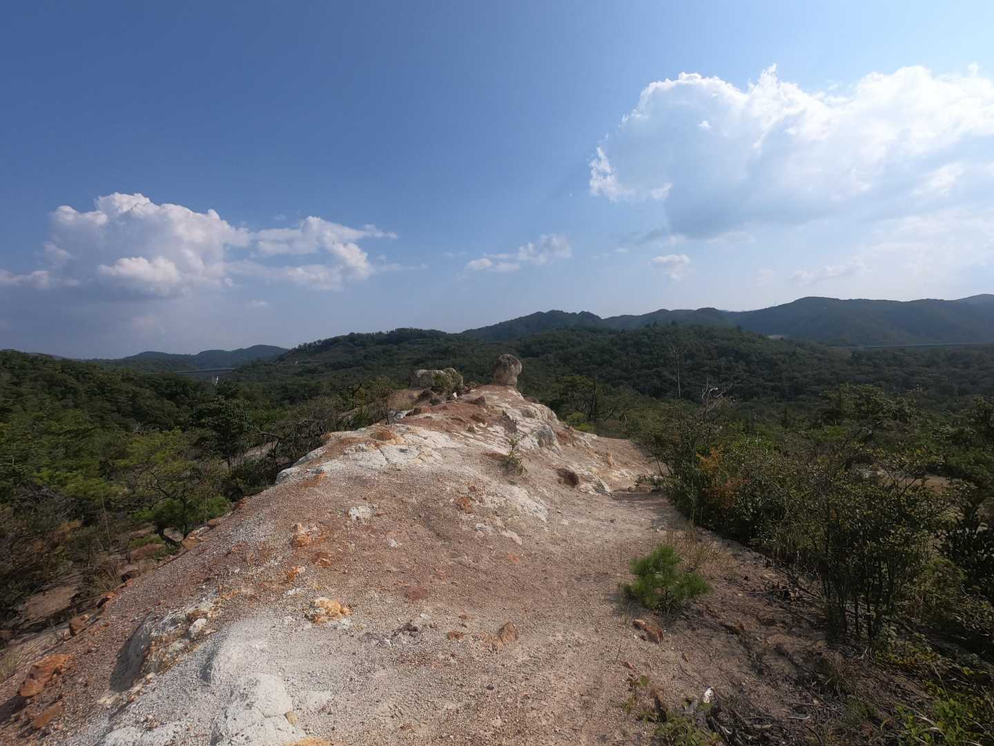 風吹き岩