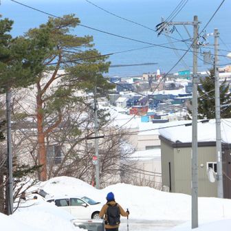 はいっ。無事下山。
海がいいですね。