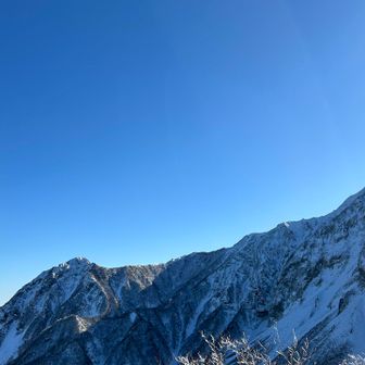 三鈷峰〜ユートピア避難小屋