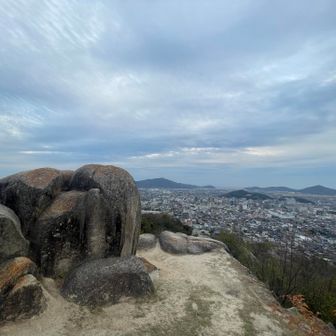 昨日より早い時間なのに…どんより🌫️