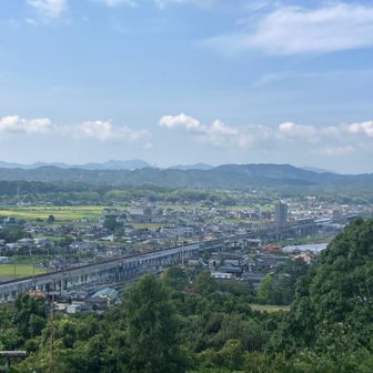 厚狭の街と新幹線の厚狭駅ですね！