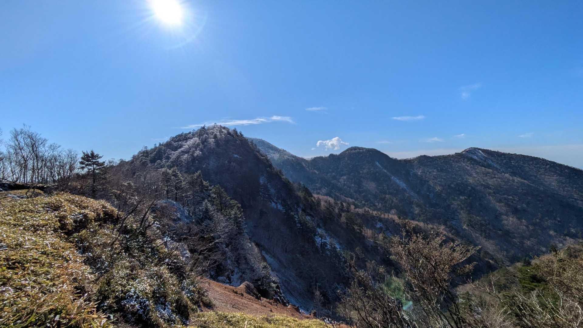 藤原登山口-鶏頂山-釈迦ヶ岳 往復コースの写真