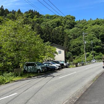 戻った時には満車（8台程度駐車可）