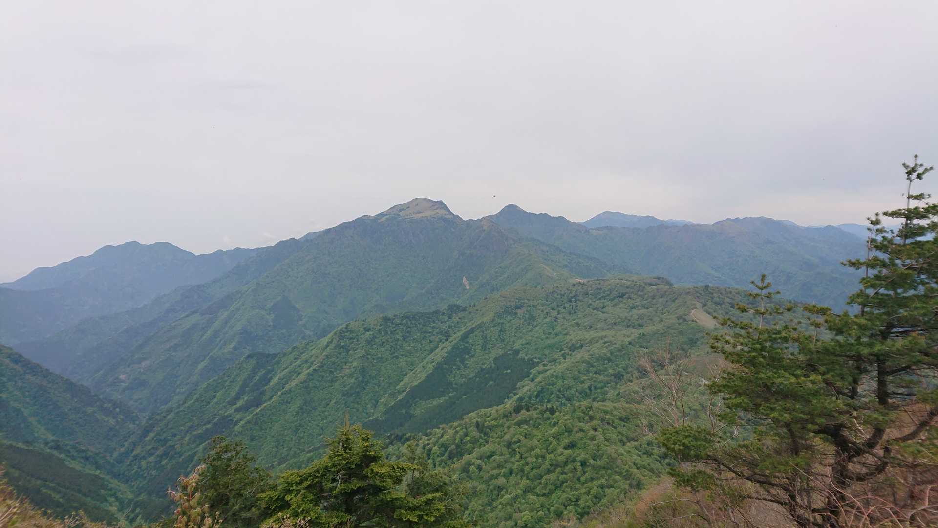 岩黒山-手箱越-筒上山 周回コースの写真
